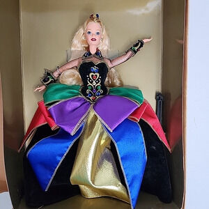 1997 Barbie Midnight Princess Winter Collection Limited Edition 17780 Mardi Gras